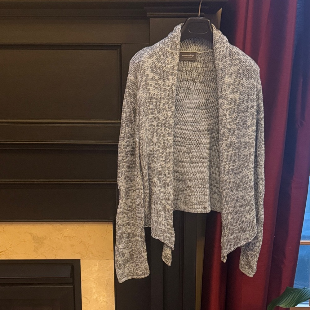 WOODEN  SHIPS long sleeve two toned blue open front ballet Sweater sz S